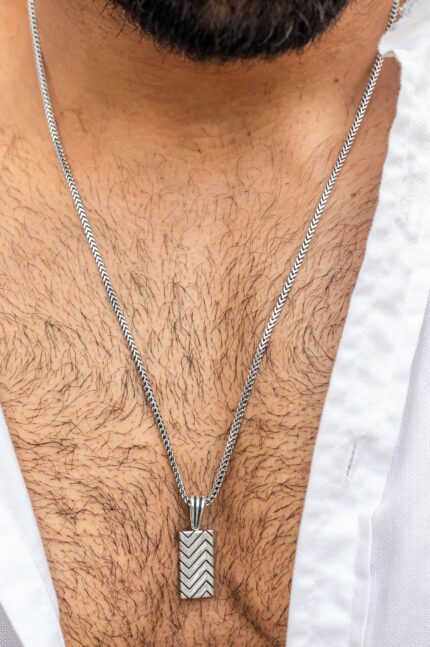 The Apex Necklace